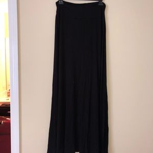 Bobeau Slit Maxi Skirt!